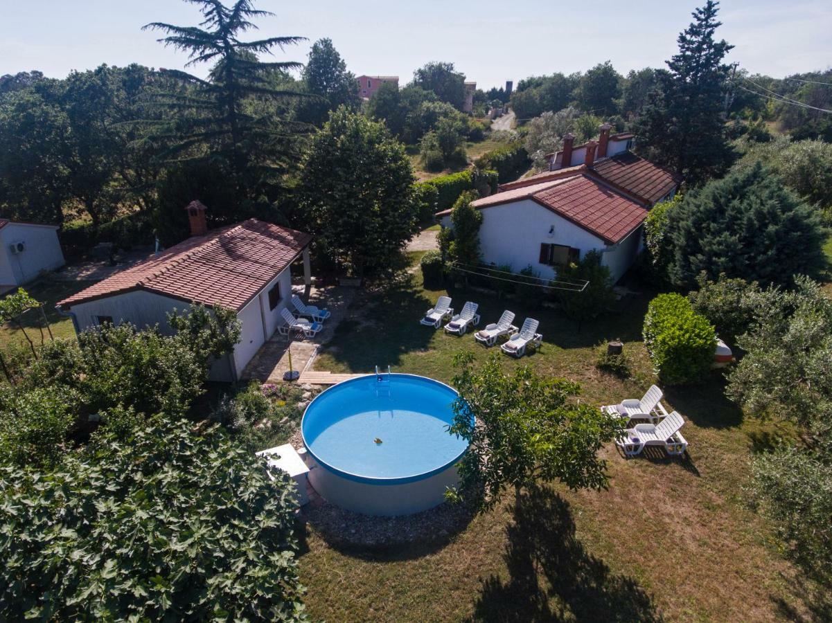 Holiday Home Kipo I Lunja Medulin Exterior photo